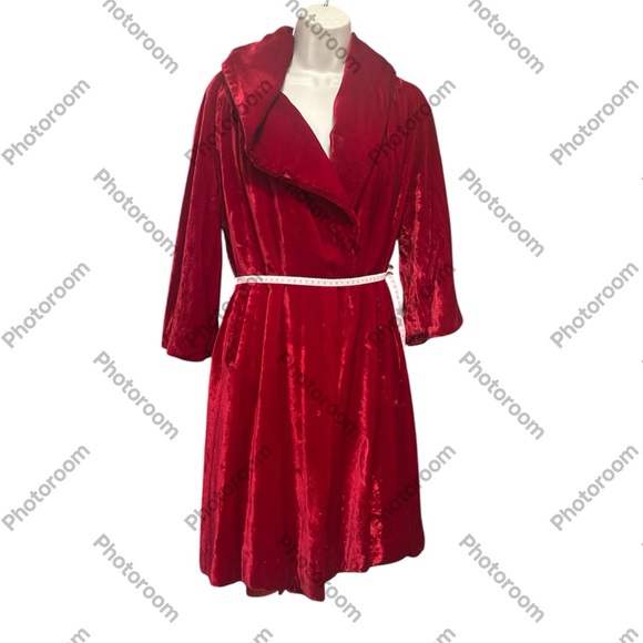 Vintage real velvet material women's dressy deep red coat - Picture 2 of 11
